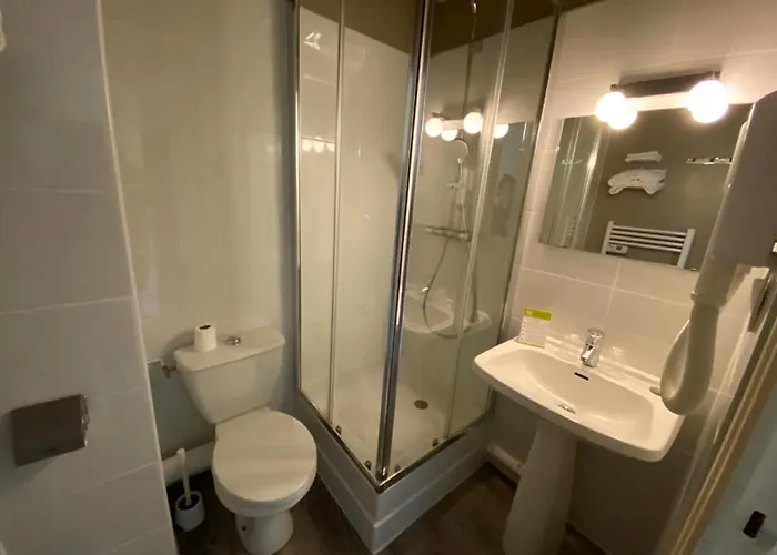 Des Frenes Euromedecine Hotell 2*